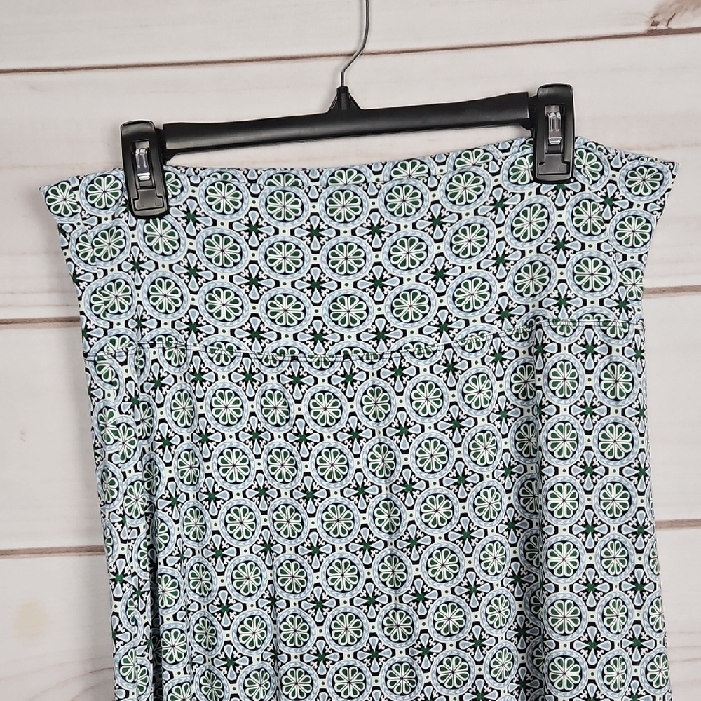 Max Studio Green And Blue Geometric Pattern Maxi Skirt - Size Large - Picture 4 of 10